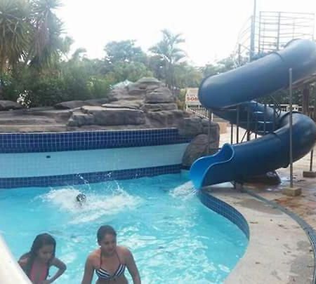 Ecologic Park Ap 2 Quartos Para 7 Pessoas 1Park Aquatico 10 Piscinas Termais Калдас-Новас Экстерьер фото